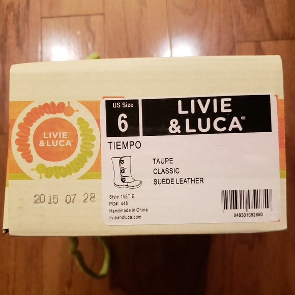 Livie and Luca Tiempo boots size 6 NIB - Picture 3 of 3